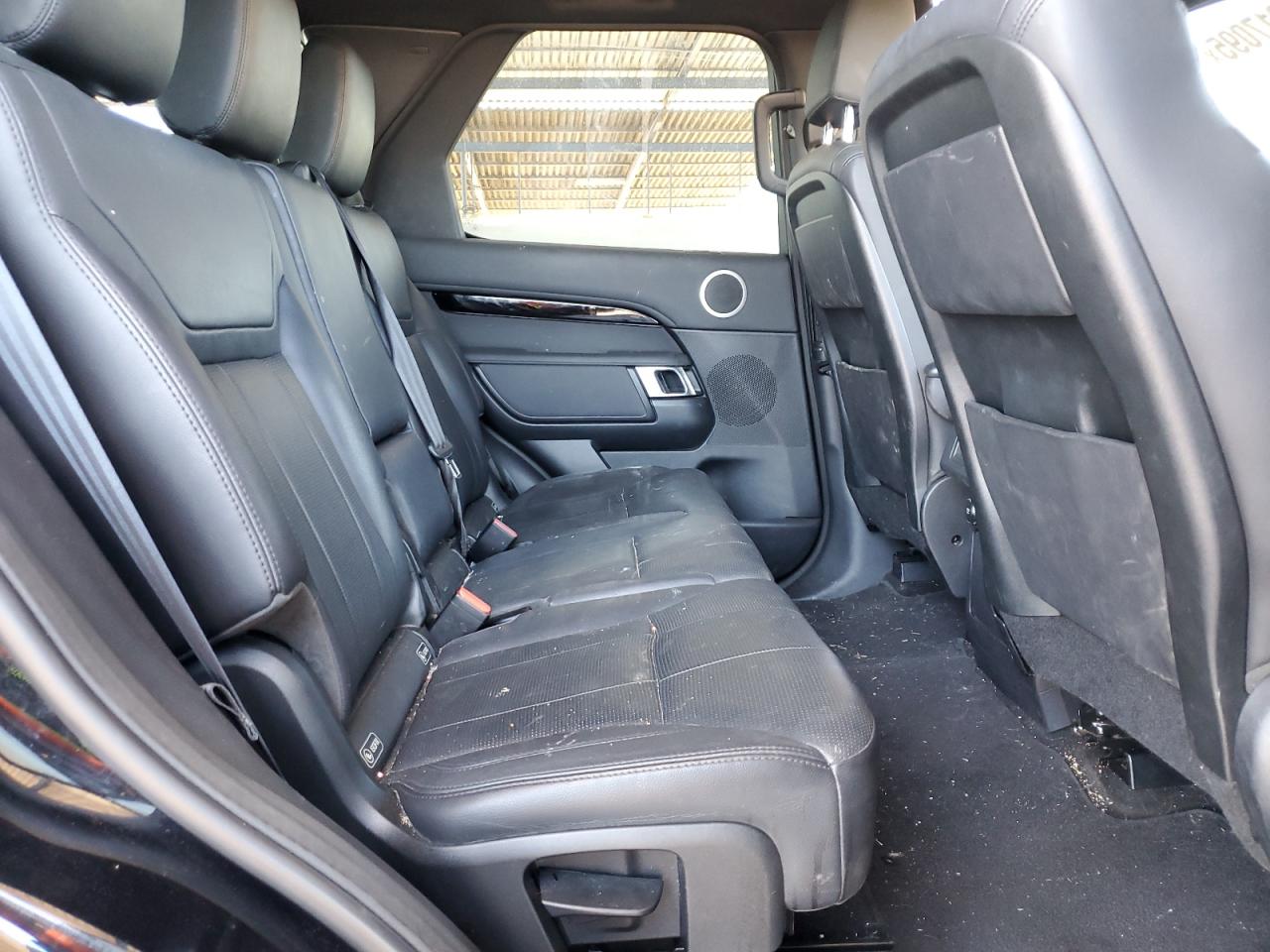 2019 Land Rover Discovery Se VIN: SALRG2RV1K2400646 Lot: 53317095