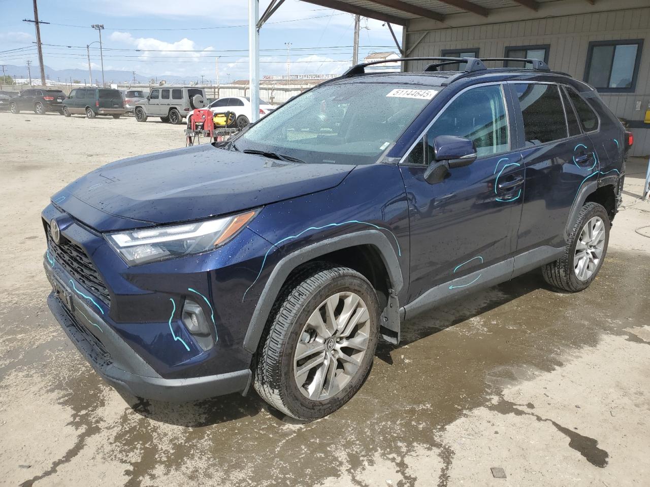 2023 Toyota Rav4 Xle Premium للبيع في Los Angeles، CA - Rear End
