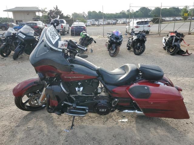  HARLEY-DAVIDSON FL 2017 Красный