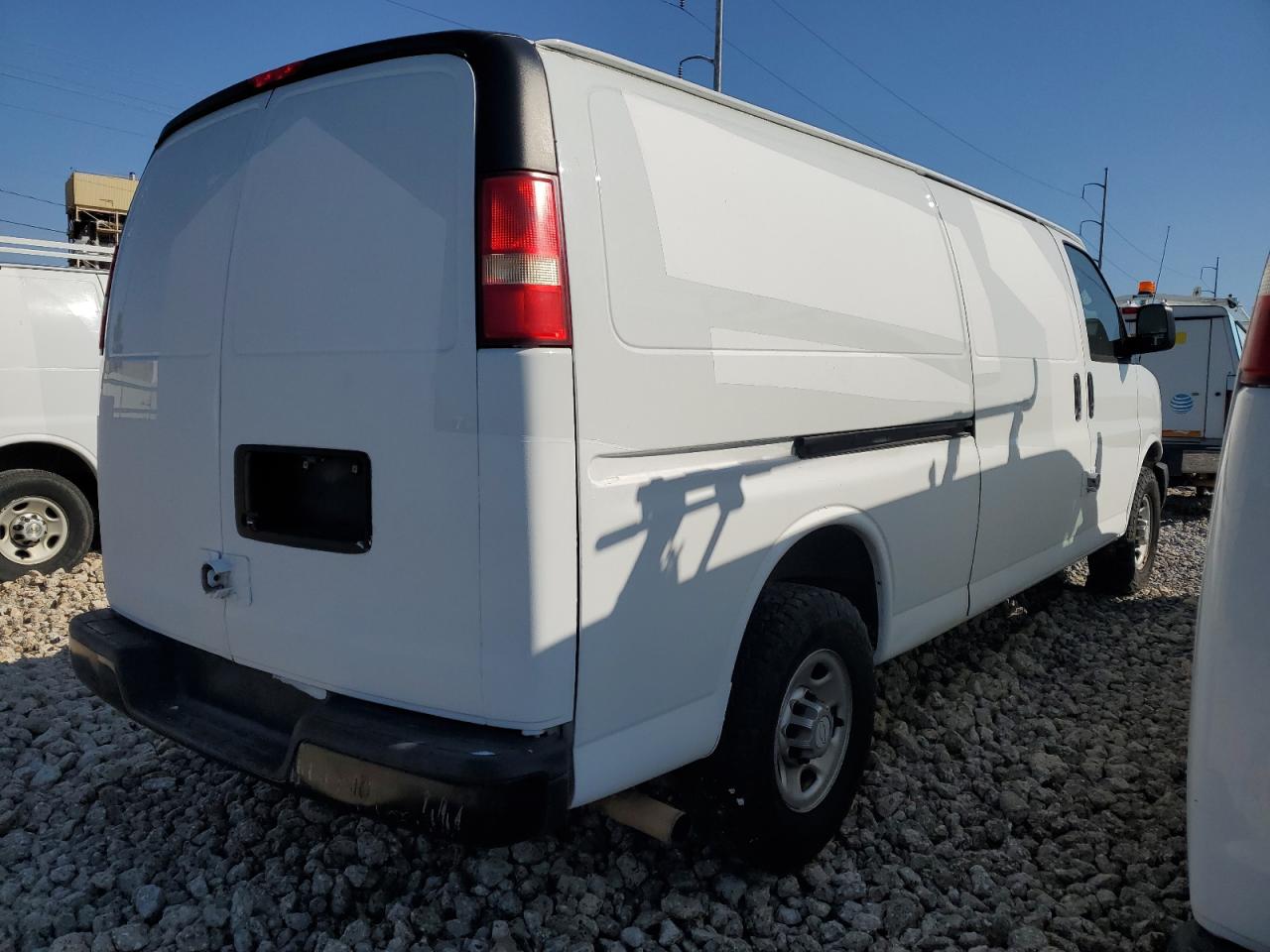 2015 Chevrolet Express - Image 3