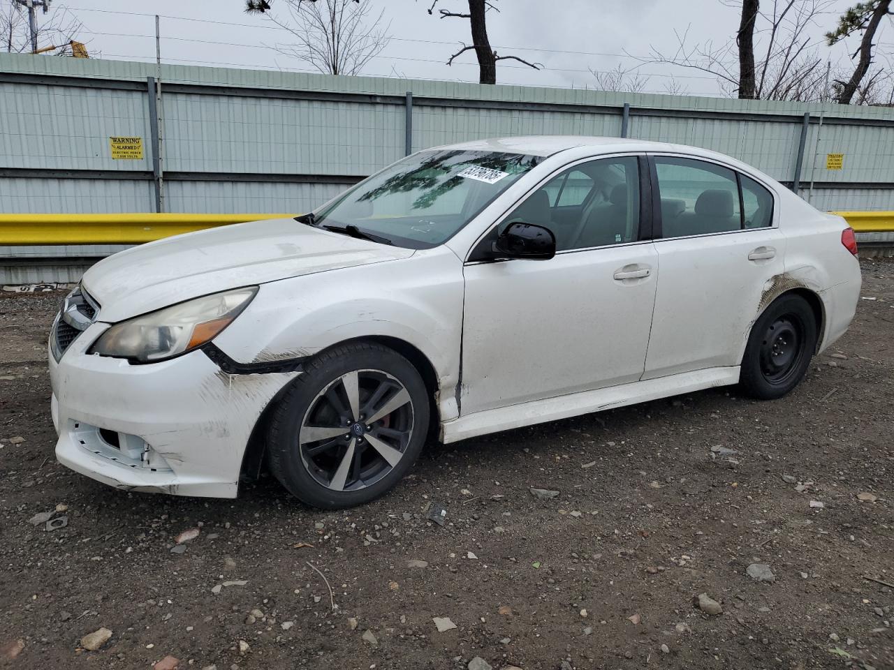 2013 Subaru Legacy 2.5I for Sale in Brookhaven, NY - Front End