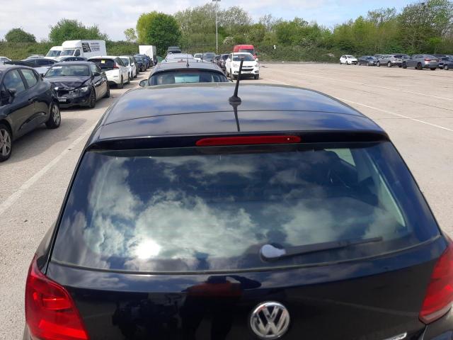 2015 VOLKSWAGEN POLO SE