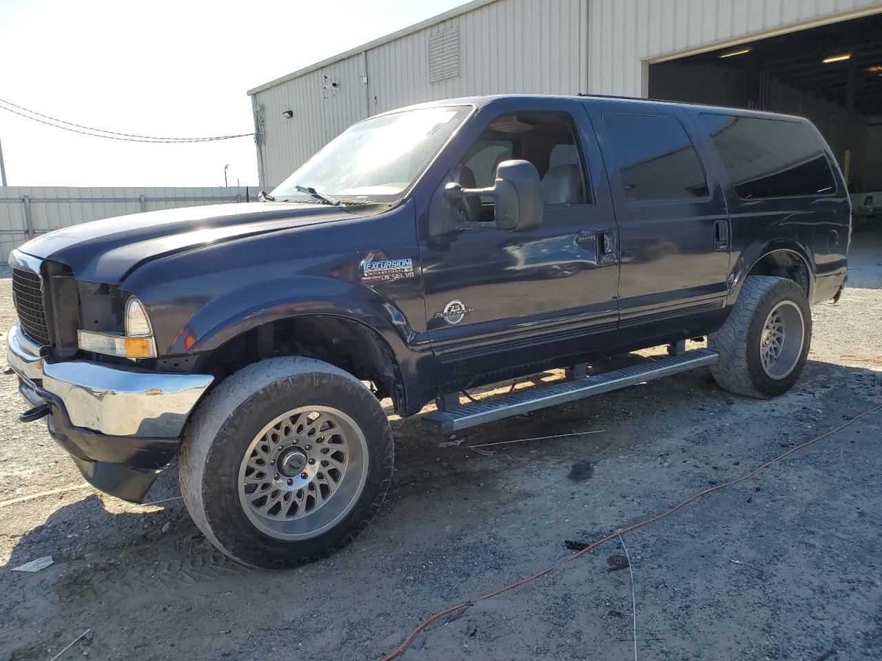 2001 Ford Excursion Limited for Sale in Jacksonville, FL - Front End