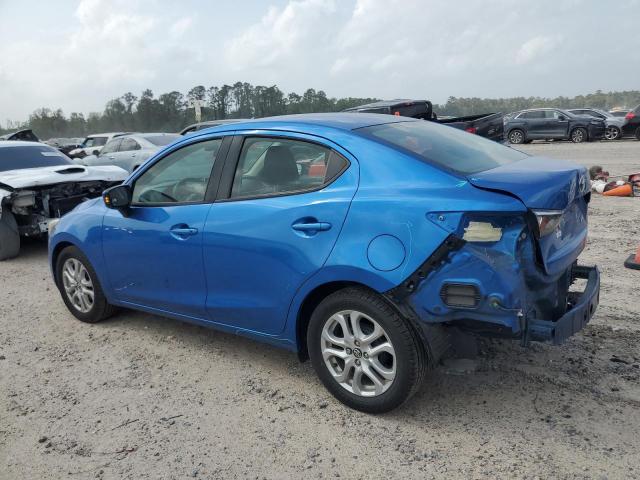 Sedans TOYOTA YARIS 2017 Granatowy