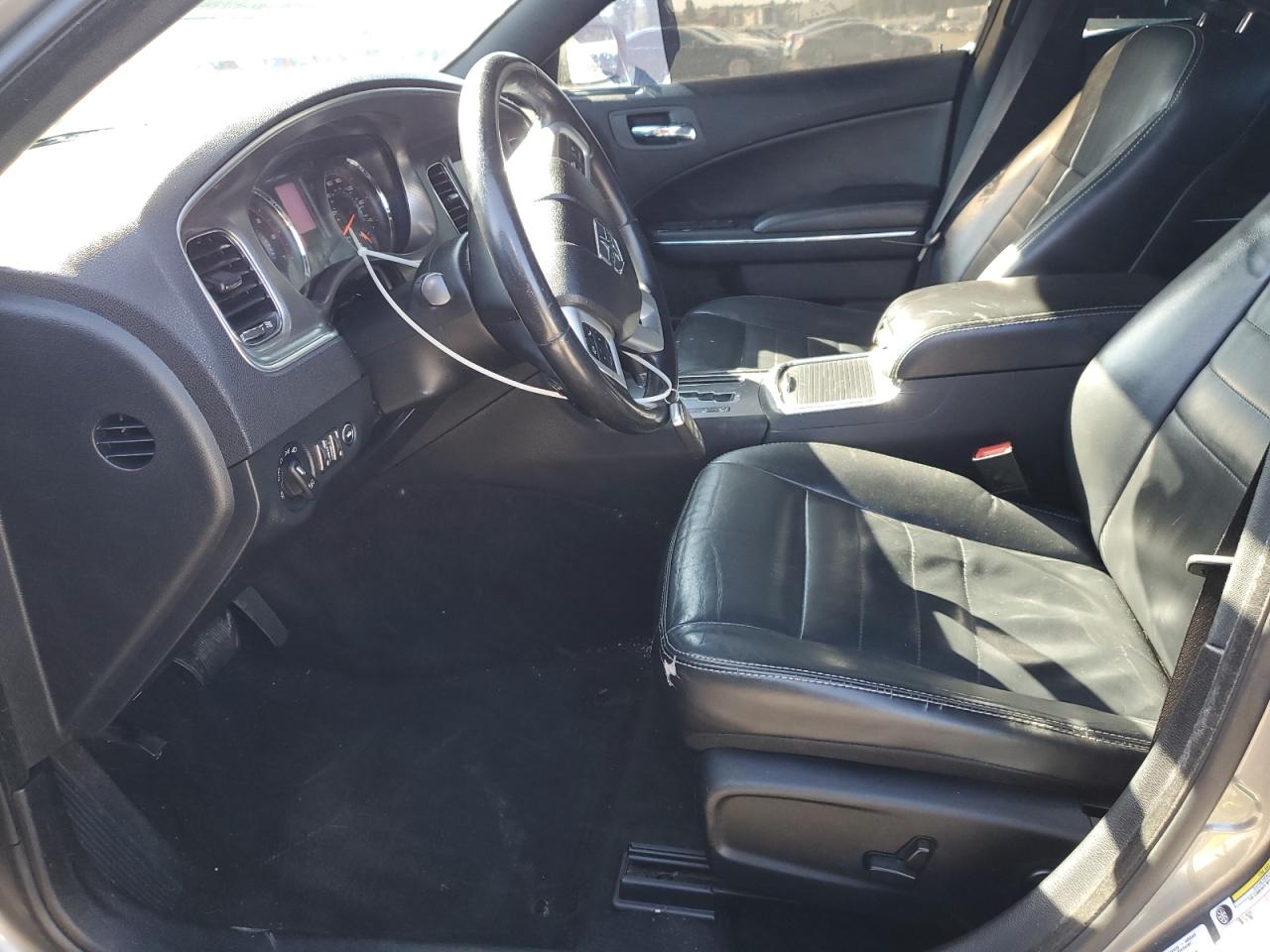 2011 Dodge Charger - Image 7