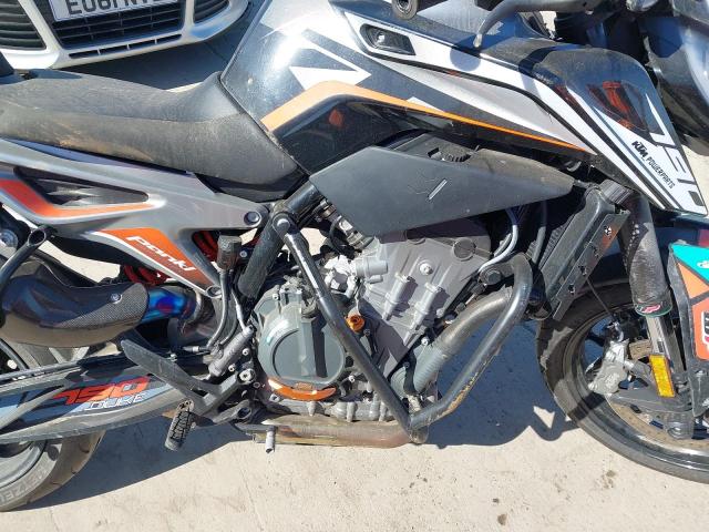 2018 KTM 790 DUKE 1