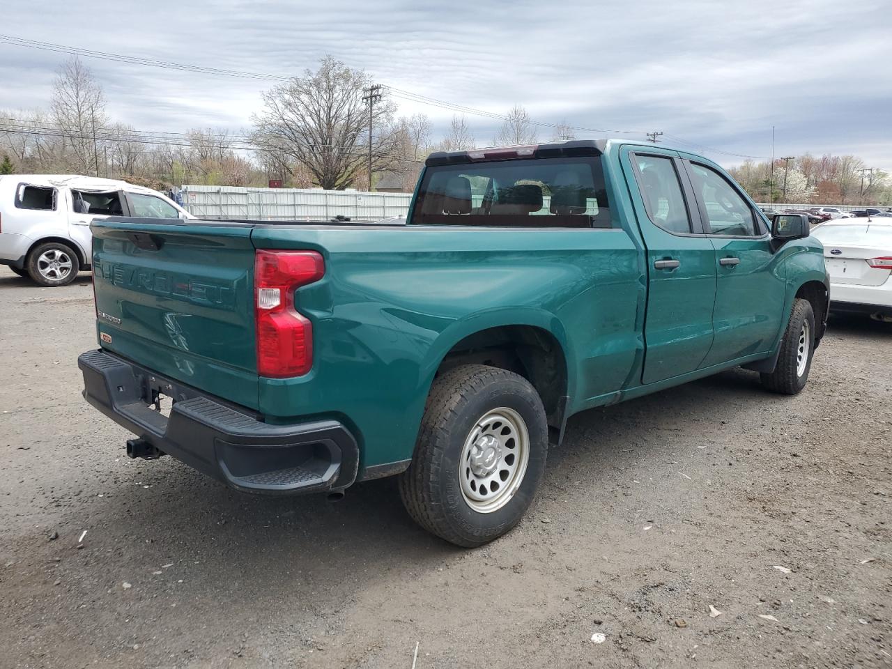 2019 Chevrolet Silverado - Image 3