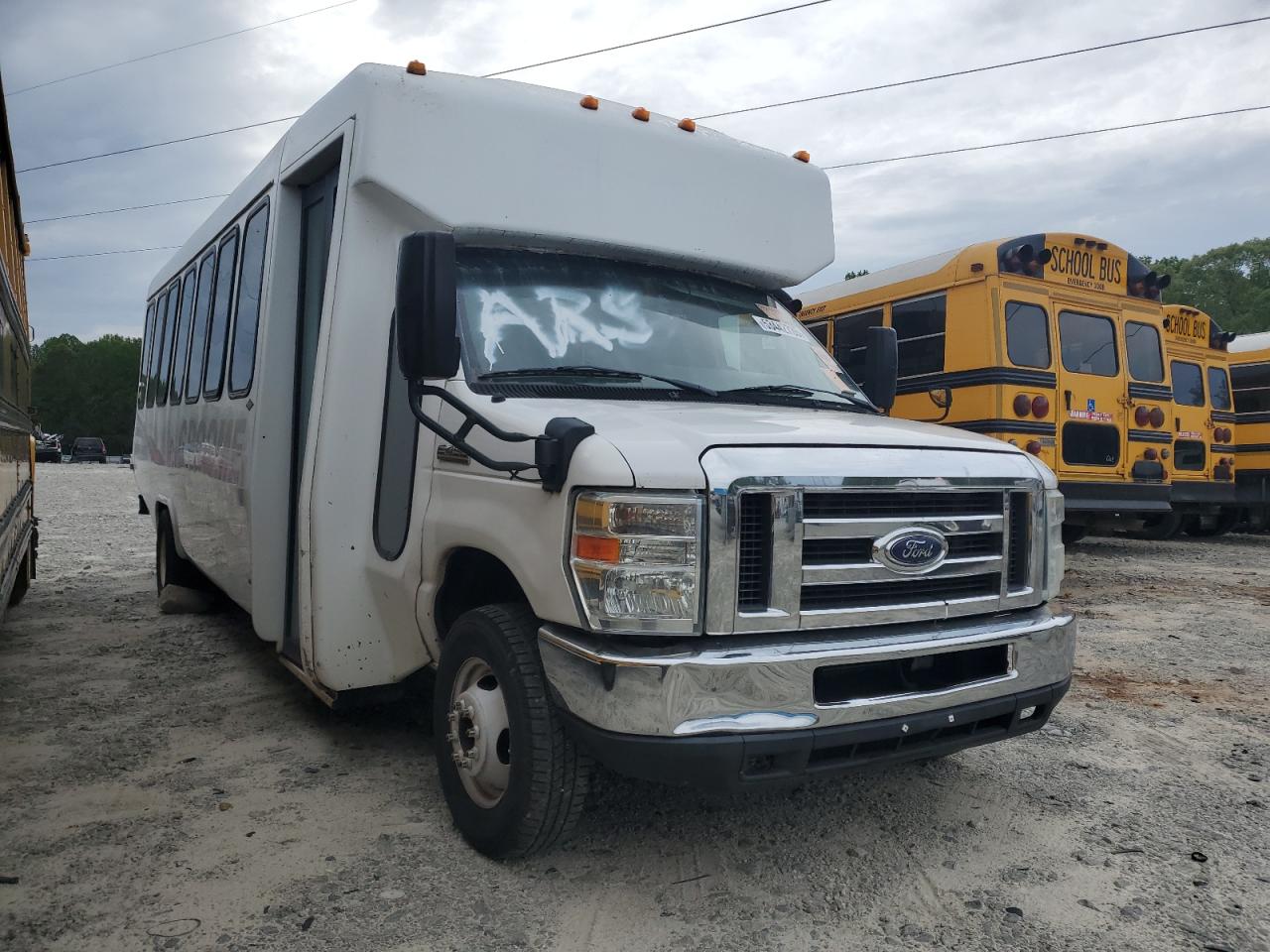 2017 Ford Econoline E450 Super Duty Cutaway Van for Sale in Loganville, GA - Mechanical