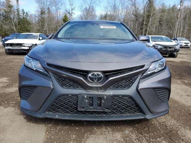  TOYOTA CAMRY 2018 Szary