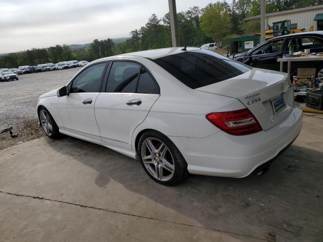Sedans MERCEDES-BENZ C-CLASS 2013 White