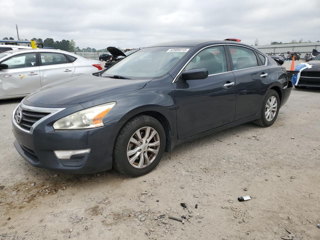 2014 Nissan Altima 2.5 for Sale in Harleyville, SC - Rear End