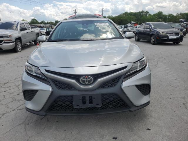  TOYOTA CAMRY 2020 Srebrny