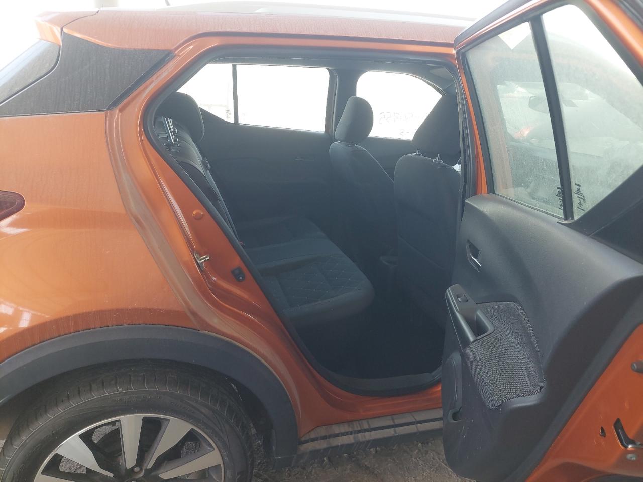 3N1CP5C97KL466937 - 2019 Nissan KICKS - #undefined