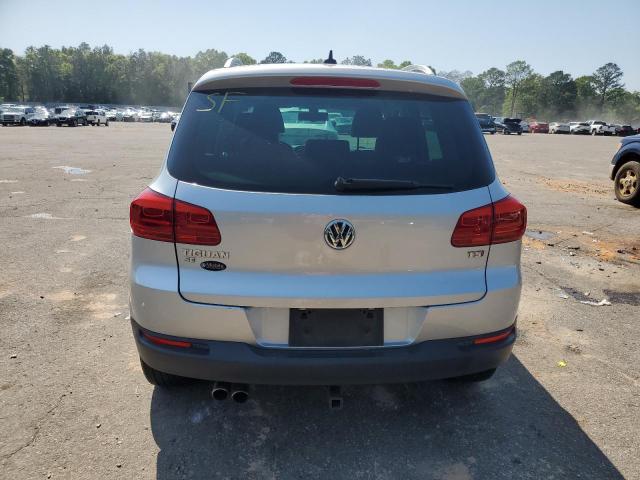  VOLKSWAGEN TIGUAN 2016 Srebrny