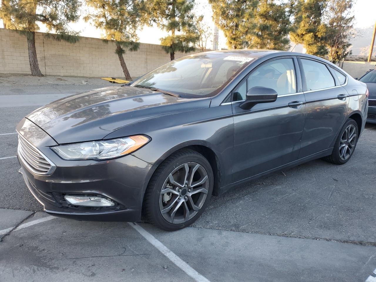 2017 Ford Fusion S იყიდება Rancho Cucamonga-ში, CA - Minor Dent/Scratches