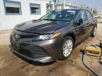 2018 Toyota Camry L   na sprzedaż w Pekin, IL - Rear End