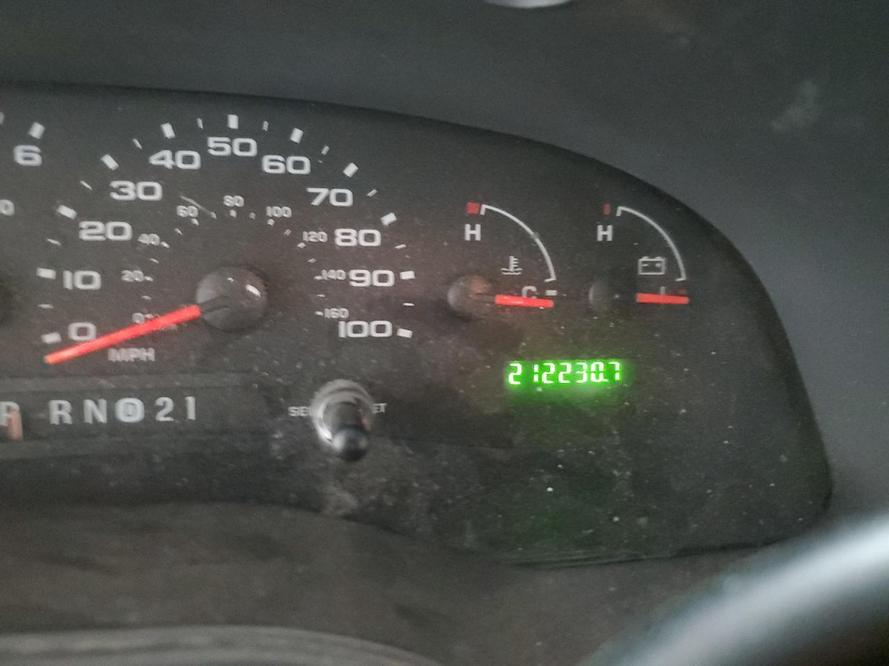 2008 Ford Econoline E350 Super Duty Van VIN: 1FTSE34L78DA28723 Lot: 51243715