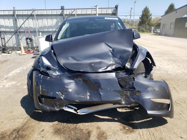  TESLA MODEL Y 2024 Szary