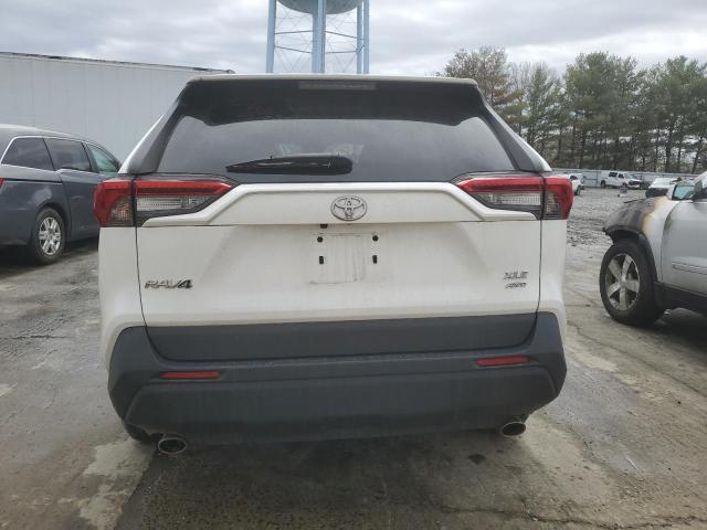  TOYOTA RAV4 2021 Biały