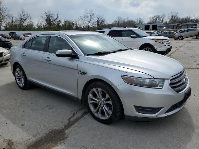  FORD TAURUS 2013 Серебристый