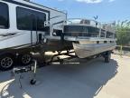2019 Sun Tracker Partybarge for Sale in Oklahoma City, OK - Minor Dent/Scratches