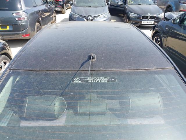 2002 LEXUS IS200 SE A