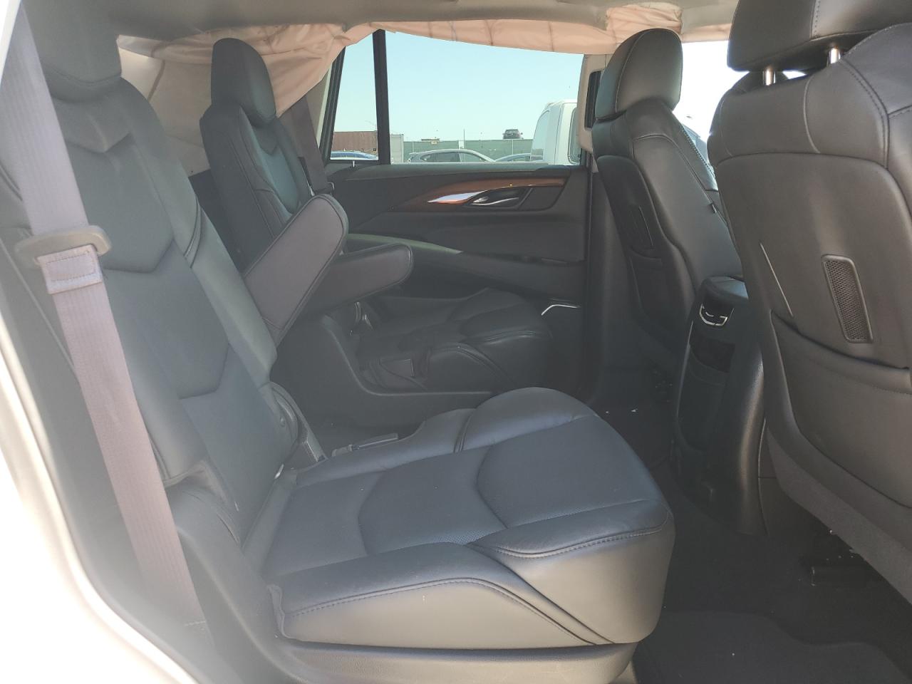 2017 Cadillac Escalade Luxury VIN: 1GYS3BKJ5HR399619 Lot: 53629975