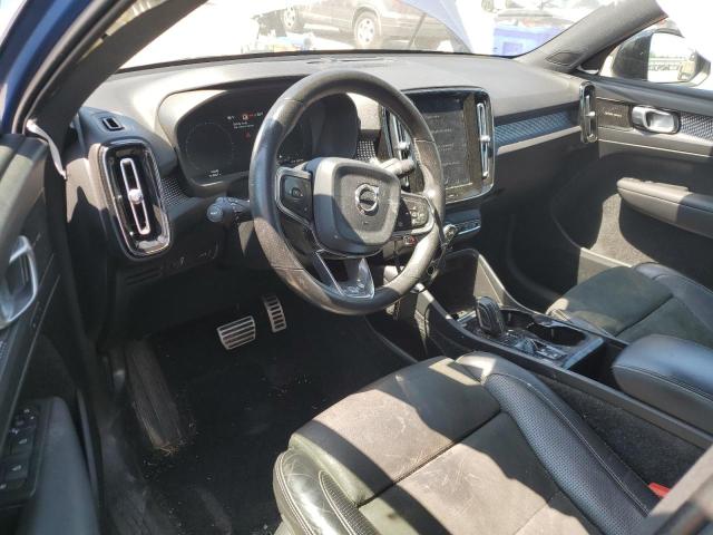  VOLVO XC40 2020 Granatowy