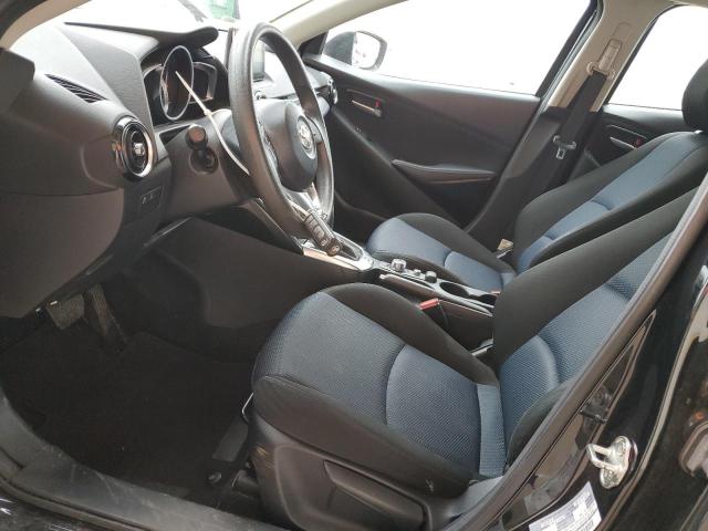  TOYOTA YARIS 2018 Черный