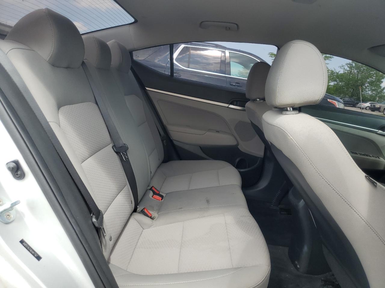 2019 Hyundai Elantra Se VIN: 5NPD74LF4KH477167 Lot: 55299735