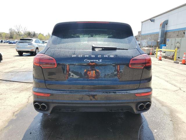  PORSCHE CAYENNE 2016 Чорний