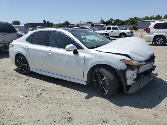  TOYOTA CAMRY 2020 Biały