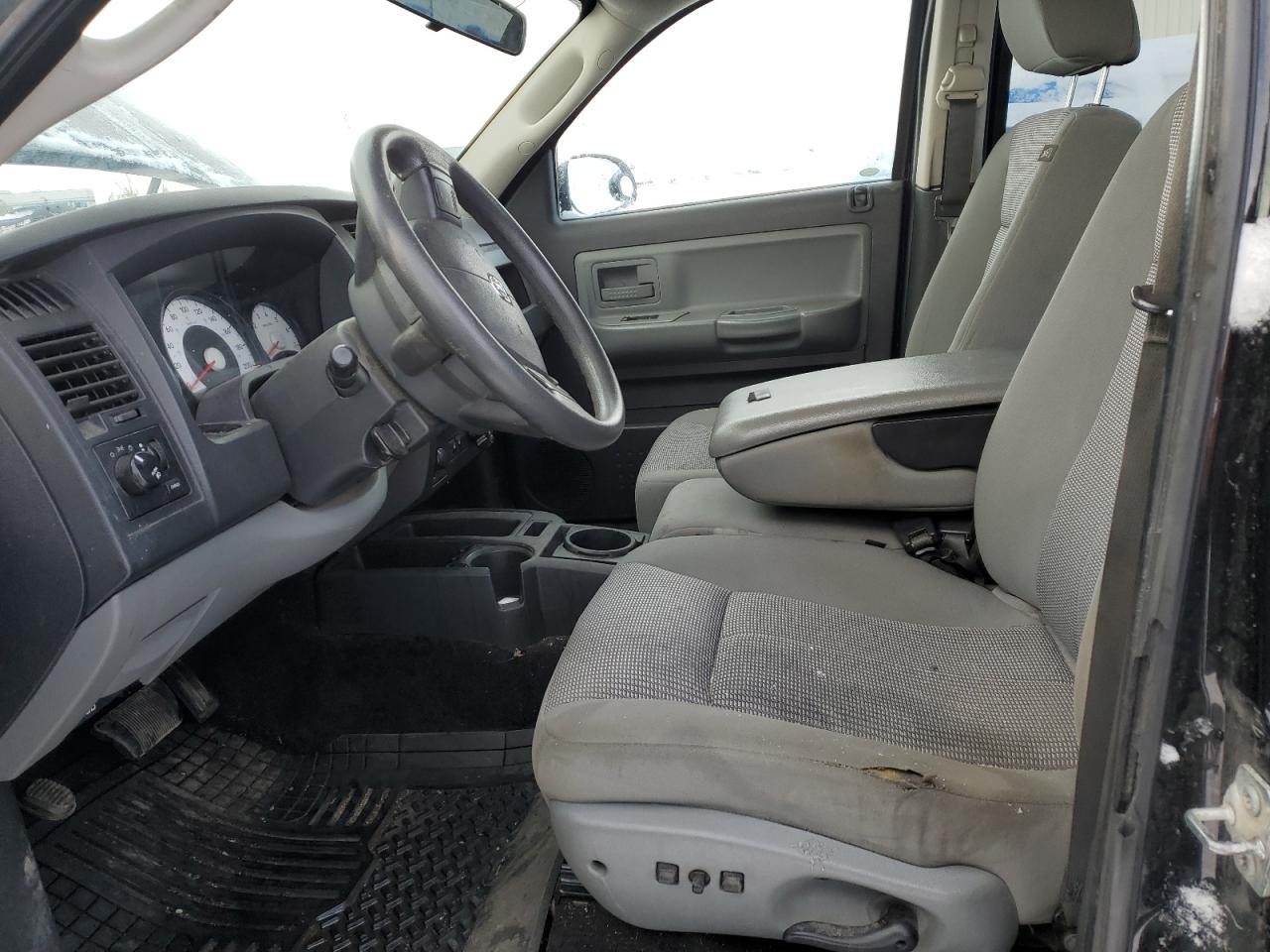 2008 Dodge Dakota Sxt VIN: 1D7HW38K38S555118 Lot: 51614025