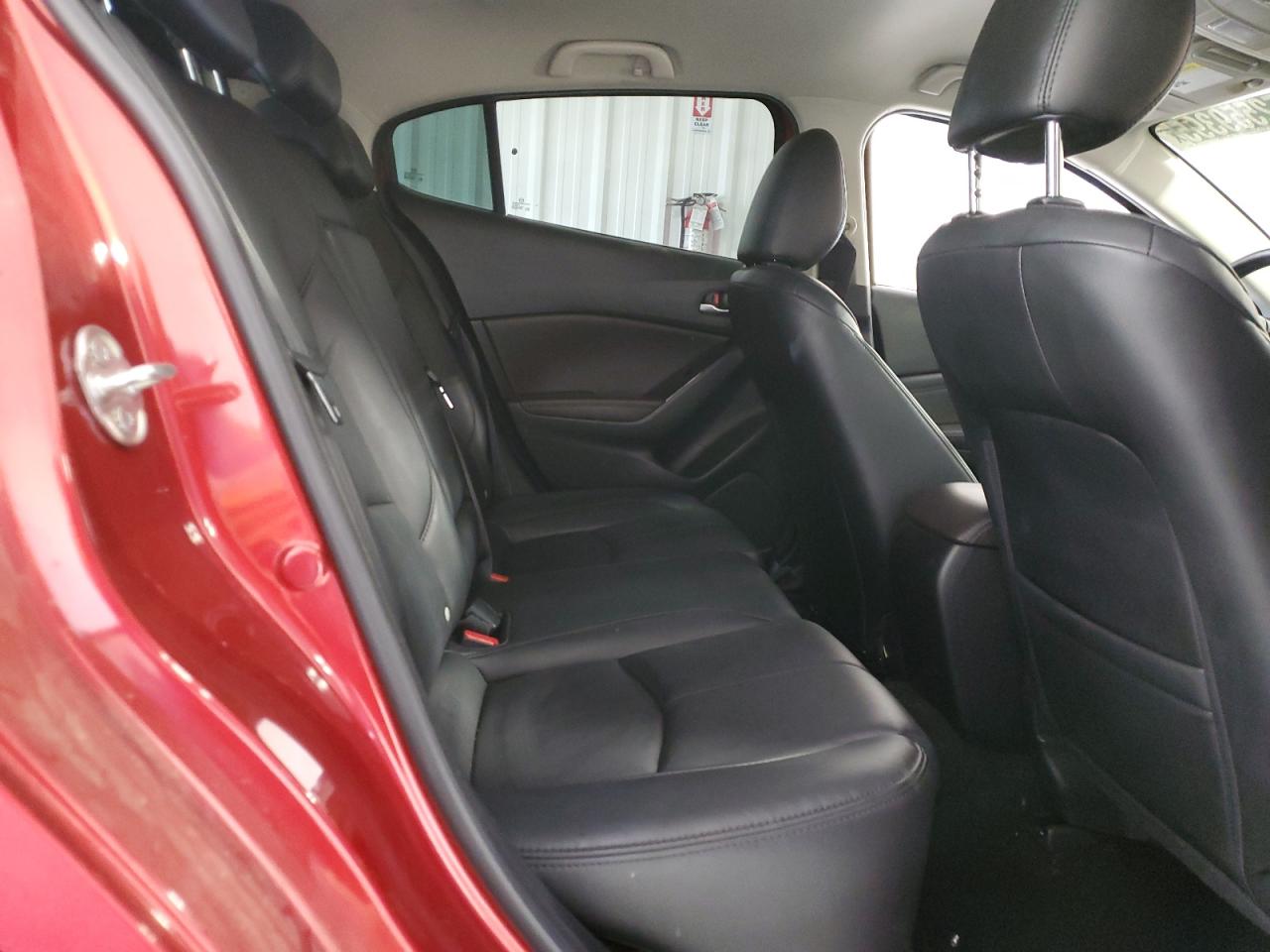 2018 Mazda 3 Touring VIN: 3MZBN1L34JM177605 Lot: 52559395