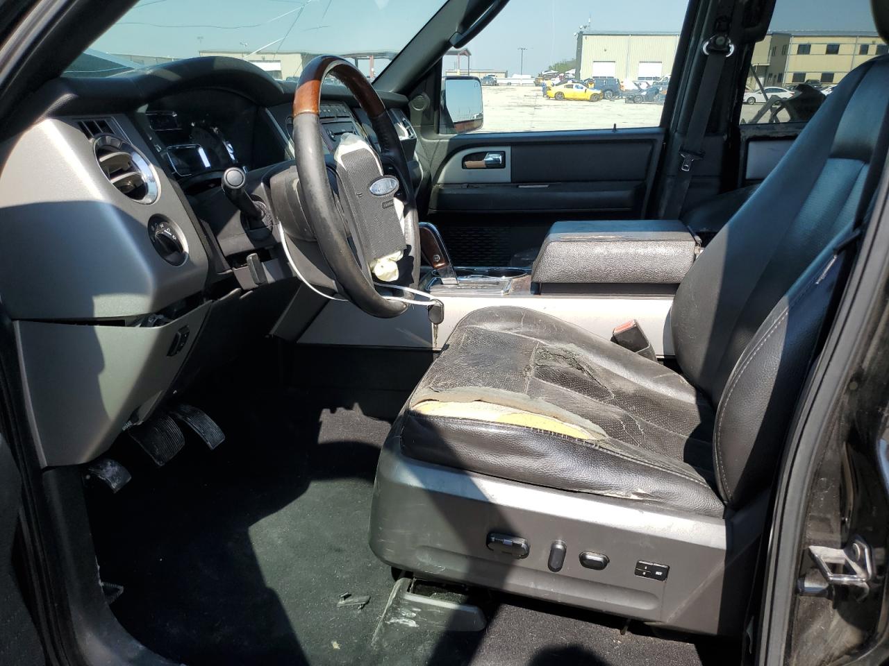 2007 Ford Expedition Limited VIN: 1FMFU19557LA54160 Lot: 52327855