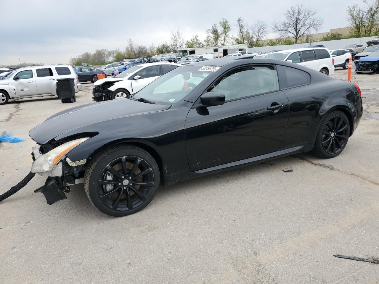 2009 Infiniti G37 Base for Sale in Bridgeton, MO - Front End