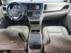 2019 Toyota Sienna Xle for Sale in Madisonville, TN - Front End