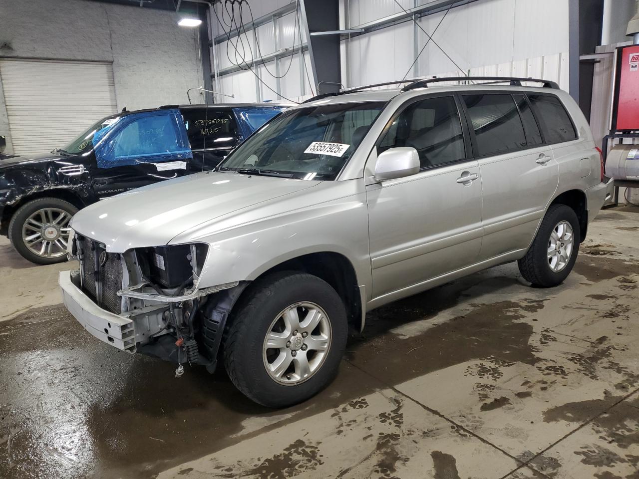 2002 Toyota Highlander Limited for Sale in Ham Lake, MN - Front End