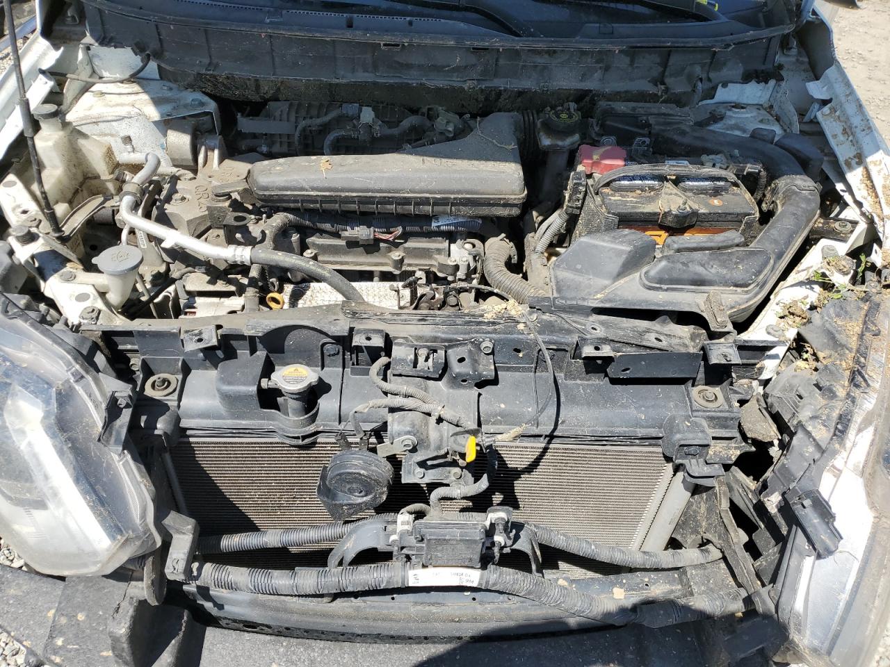 2017 Nissan Rogue S VIN: KNMAT2MT7HP576618 Lot: 52143125