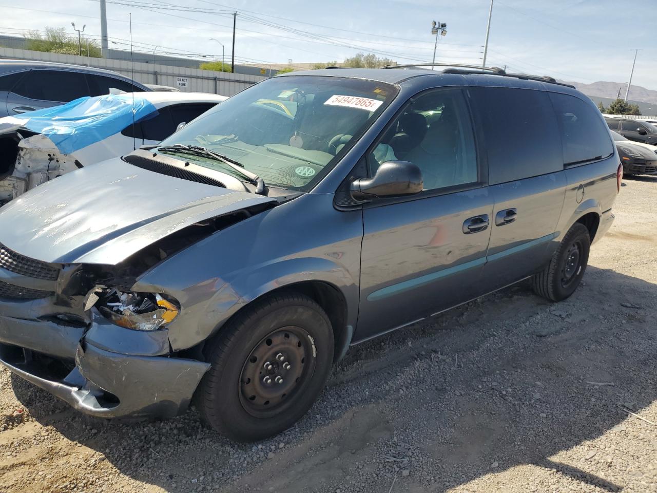 2B4GP44312R671947 DODGE CARAVAN Photo 1