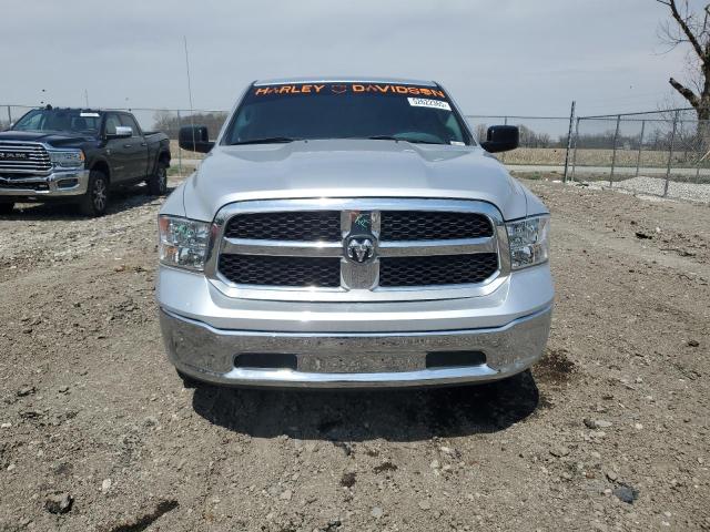  RAM 1500 2017 Серебристый