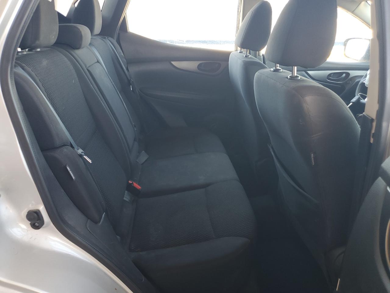 2021 Nissan Rogue Sport S VIN: JN1BJ1AVXMW302052 Lot: 53979375