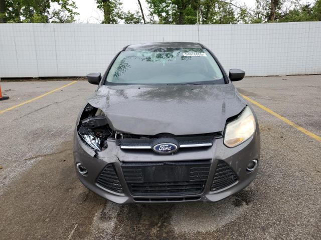 Sedans FORD FOCUS 2012 Gray
