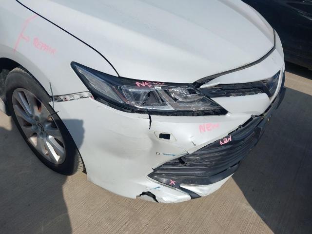 2019 TOYOTA CAMRY DESI