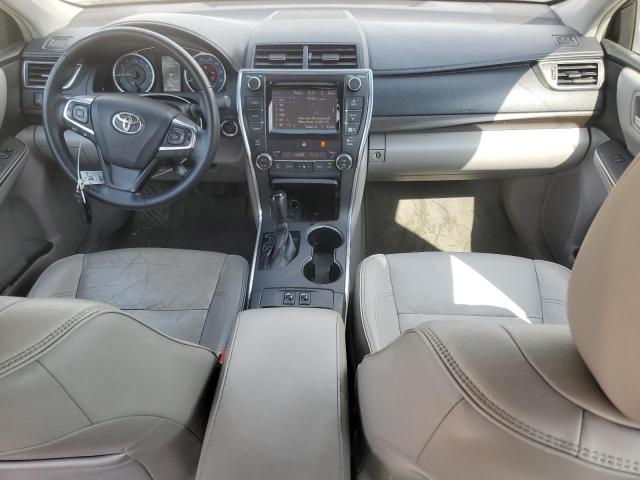  TOYOTA CAMRY 2015 Серый