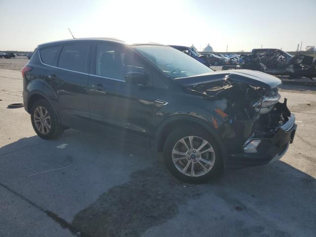  FORD ESCAPE 2019 Czarny