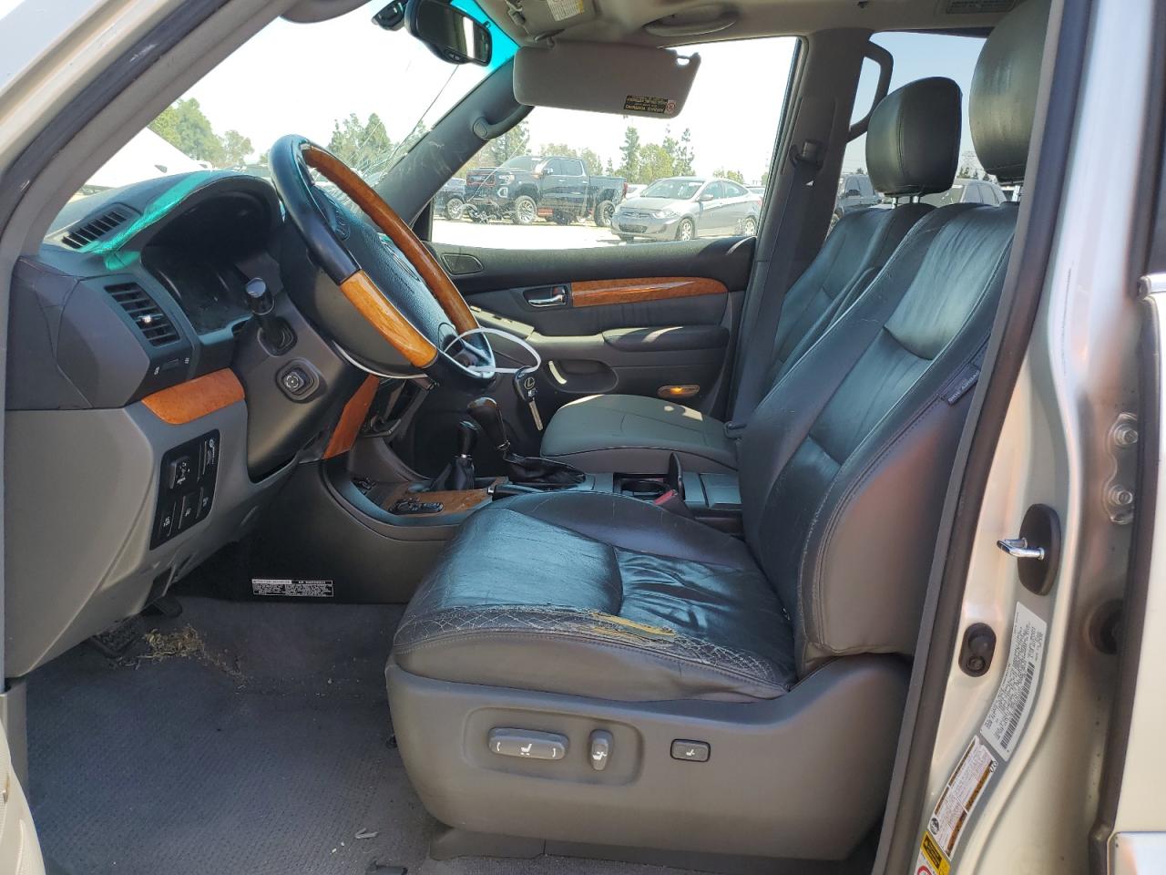 2004 Lexus Gx 470 VIN: JTJBT20X640052213 Lot: 52708415