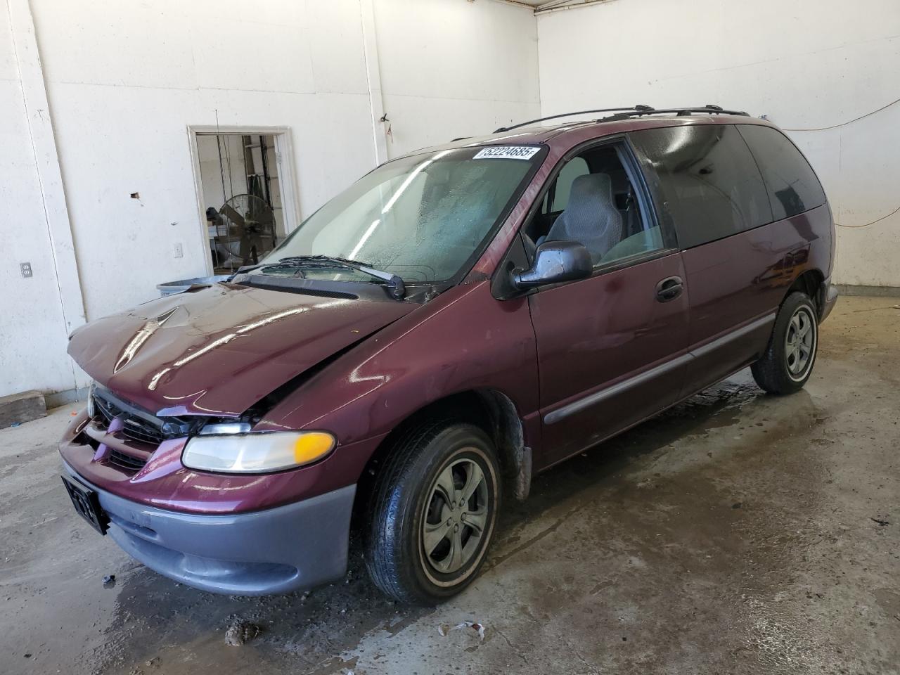 1999 Dodge Caravan    продається в Madisonville, TN - Burn - Engine