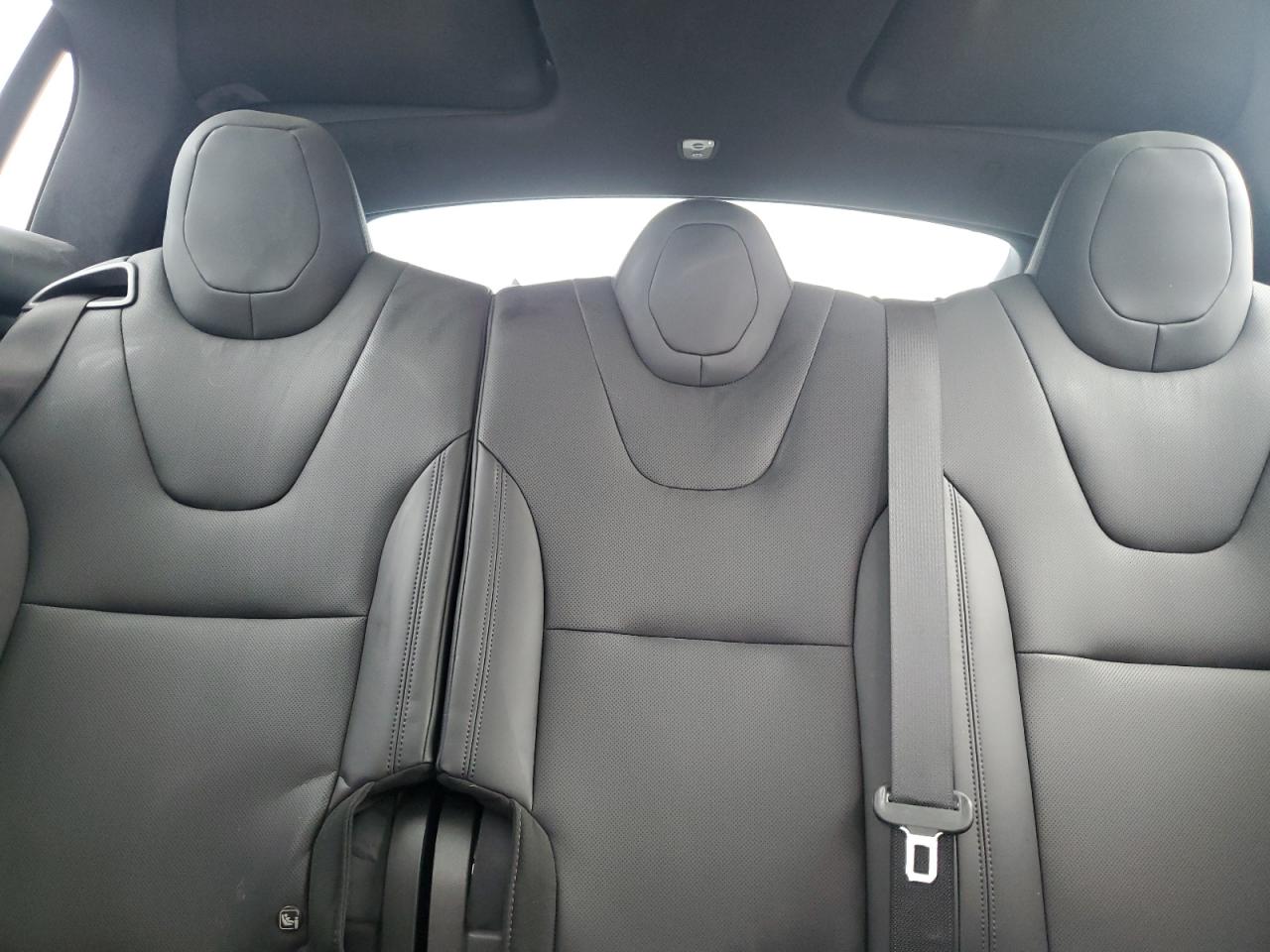 2024 Tesla Model X VIN: 7SAXCDE54RF441715 Lot: 48745165