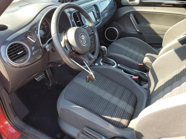  VOLKSWAGEN BEETLE 2012 Красный